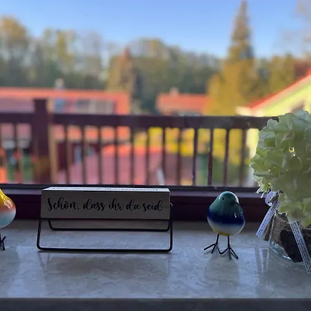 Happy Place Am Plauer *