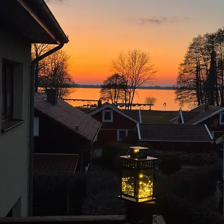 Apartment Happy Place Am Plauer Zislow